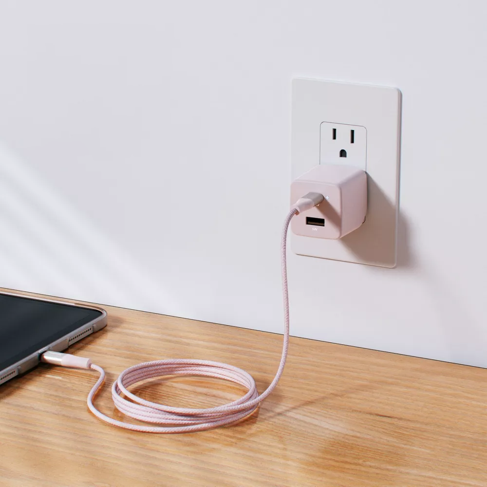 25W Dual-Port Home Charging Kit With 6FT USB-C Cable